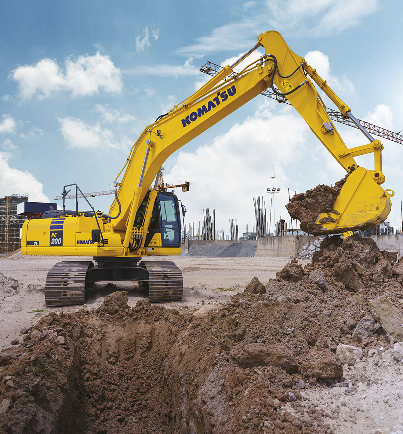 Komatsu Introduces PC200-10M0 CE Excavator for African General Construction Market